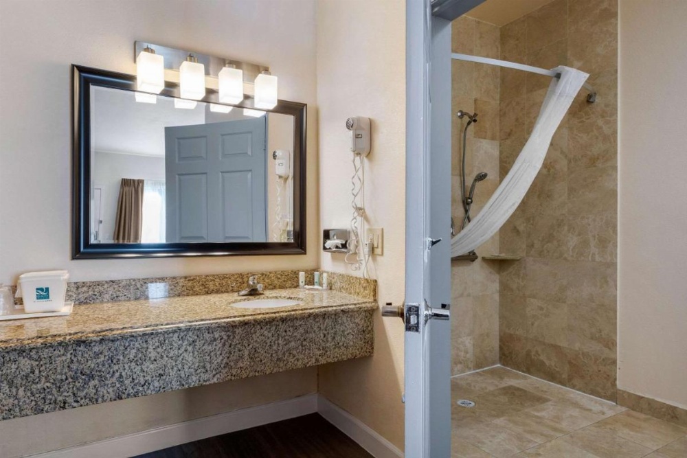 Quality Inn & Suites Huntington Beach