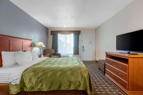 Quality Inn & Suites Huntington Beach image 33